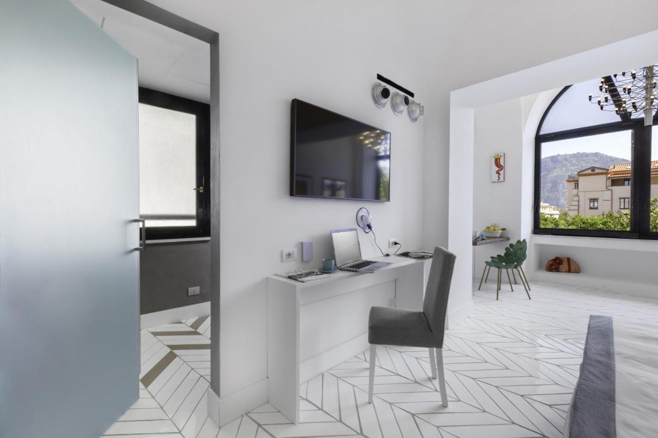 Estate4Home - Iommella Luxury Rooms Sant'Agnello Buitenkant foto